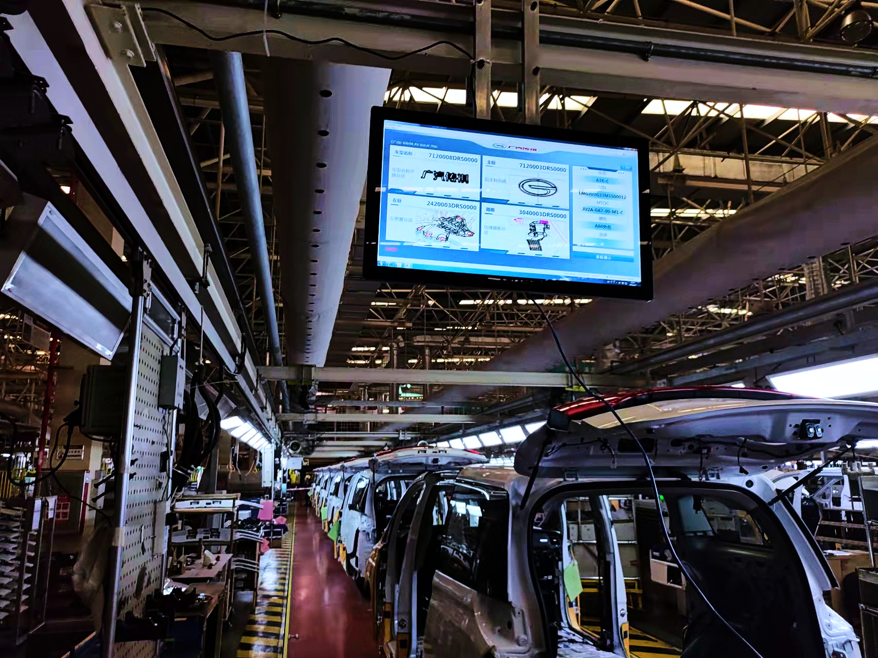 Μελέτη Περίπτωσης | Οι βιομηχανικοί υπολογιστές του Ομίλου Vincanwo προωθούν την ψηφιακή ανάπτυξη των γραμμών παραγωγής της MES