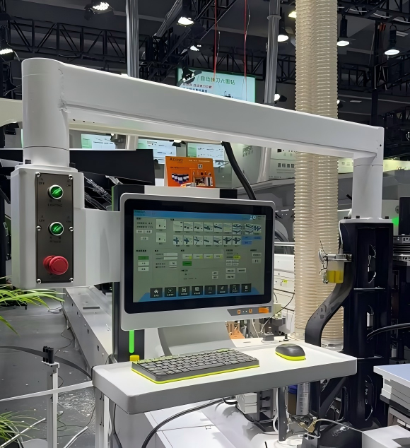Valeur fondamentale et importance strat&eacute;gique des PC industriels tout-en-un du groupe Vincanwo dans les applications d'entrep&ocirc;t intelligent